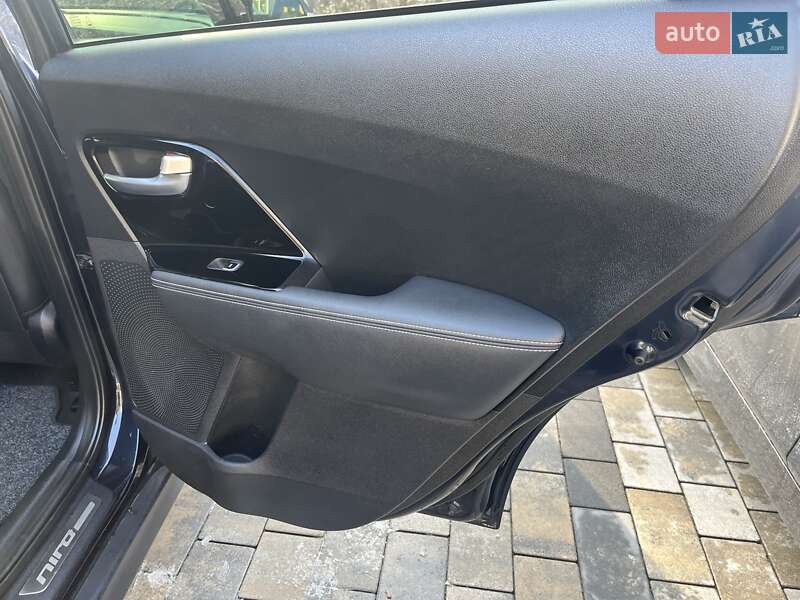 Внедорожник / Кроссовер Kia Niro 2020 в Львове