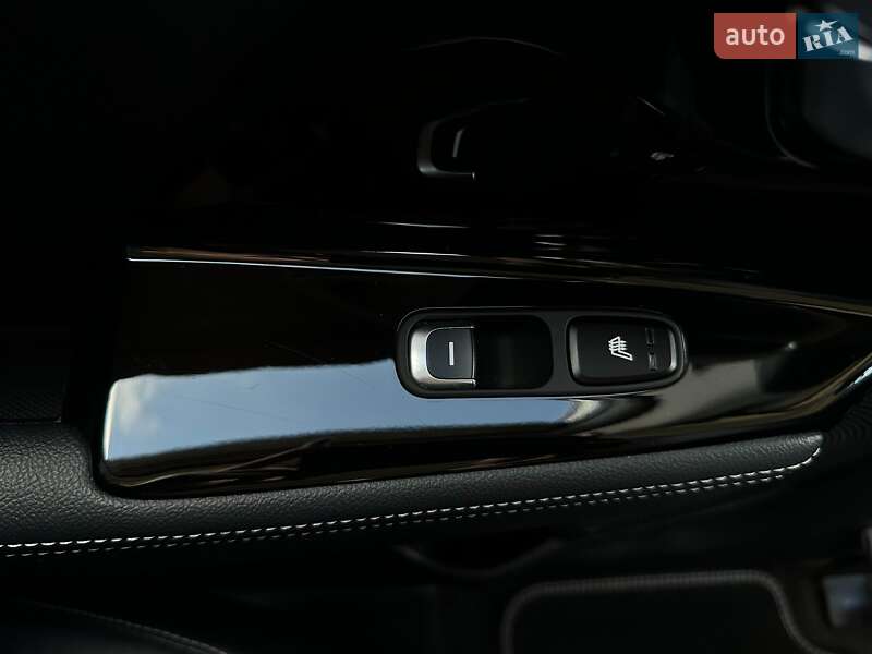 Внедорожник / Кроссовер Kia Niro 2020 в Львове