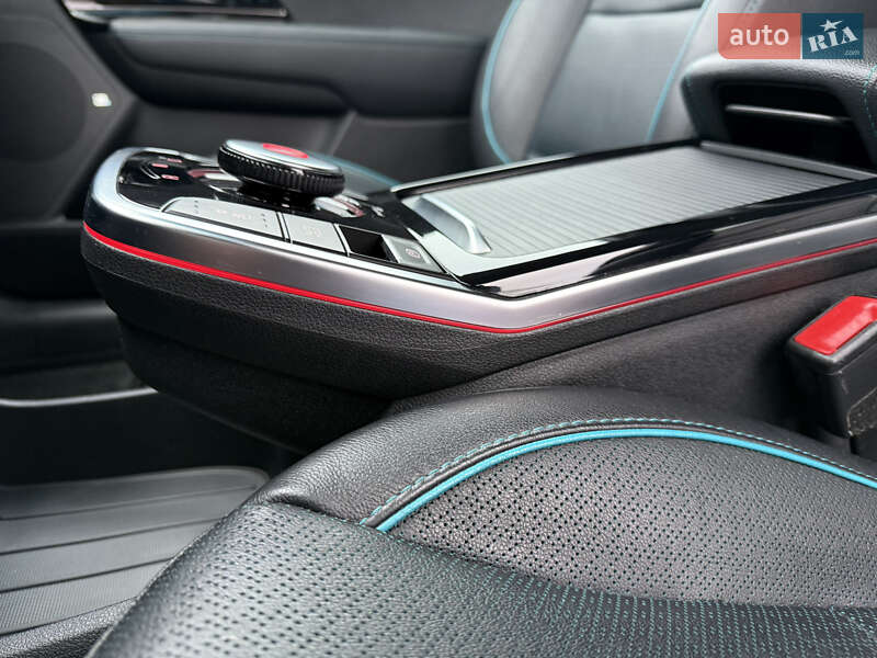 Внедорожник / Кроссовер Kia Niro 2021 в Львове