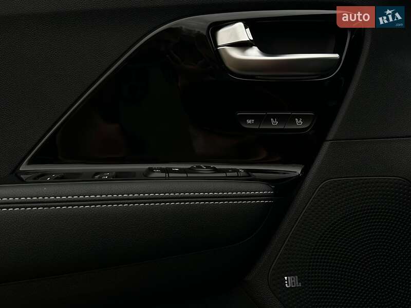 Позашляховик / Кросовер Kia Niro 2020 в Львові фото 4 Позашляховик / Кросовер Kia Niro 2020 в Львові