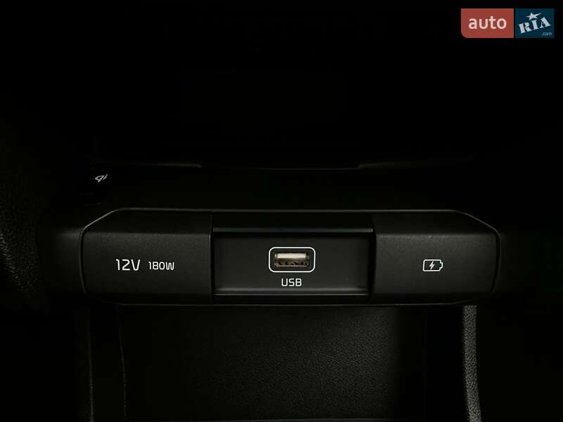 Позашляховик / Кросовер Kia Niro 2020 в Львові фото 72 Позашляховик / Кросовер Kia Niro 2020 в Львові