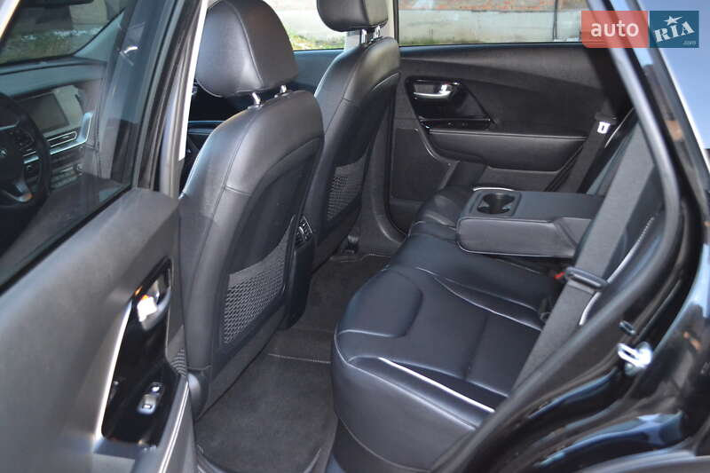 Внедорожник / Кроссовер Kia Niro 2020 в Ровно