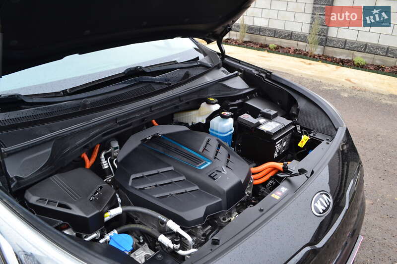 Внедорожник / Кроссовер Kia Niro 2020 в Ровно