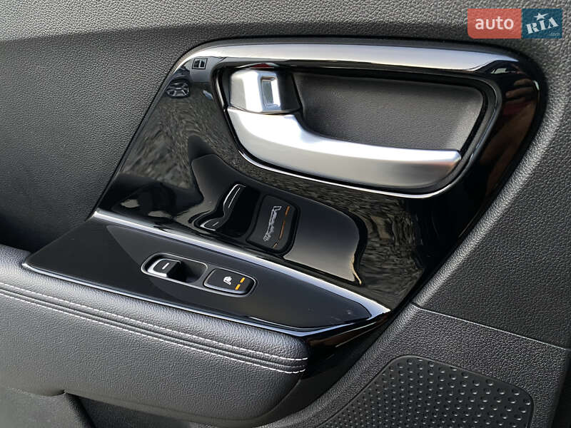 Внедорожник / Кроссовер Kia Niro 2020 в Львове