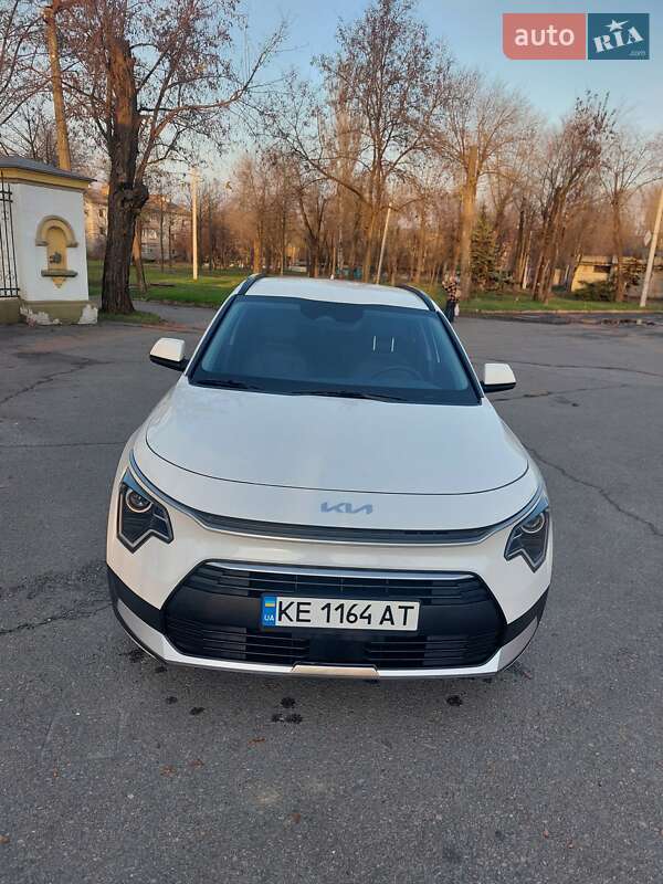Внедорожник / Кроссовер Kia Niro 2024 в Кривом Роге