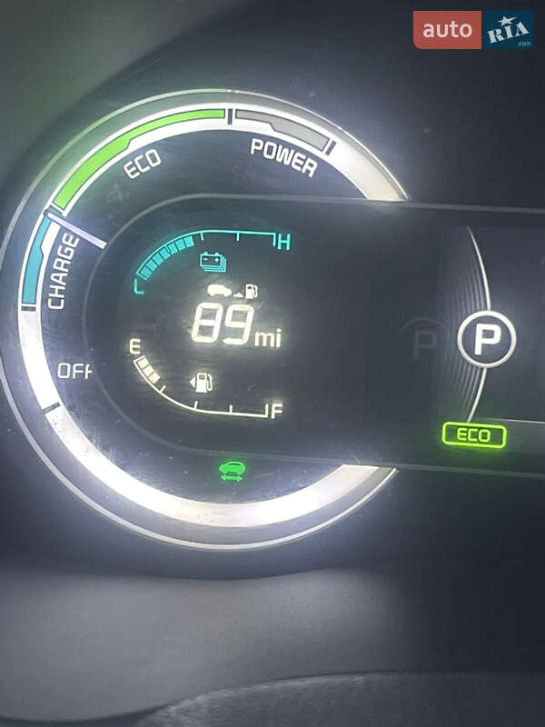 Внедорожник / Кроссовер Kia Niro 2017 в Чернигове