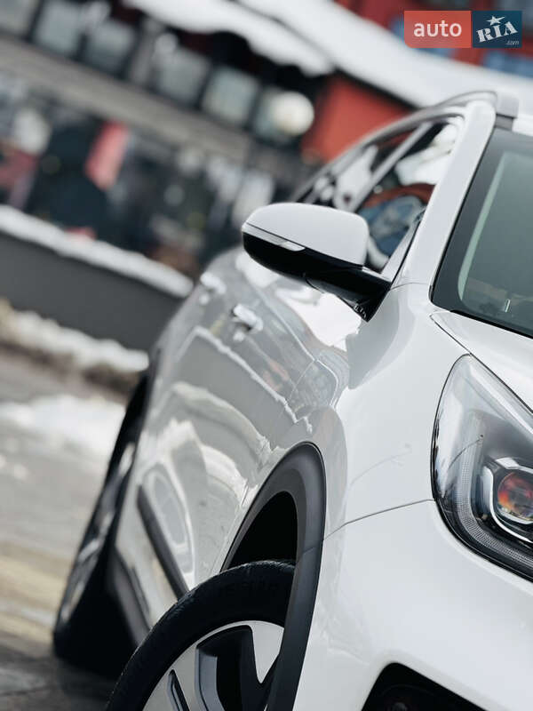 Внедорожник / Кроссовер Kia Niro 2020 в Дрогобыче