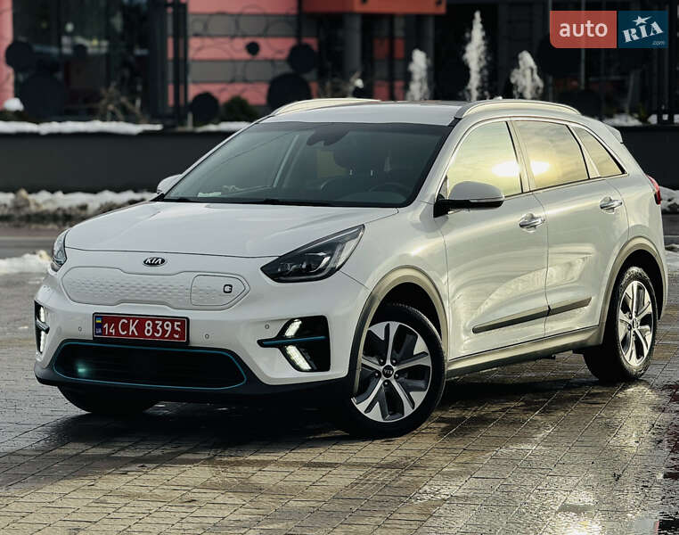 Внедорожник / Кроссовер Kia Niro 2020 в Дрогобыче