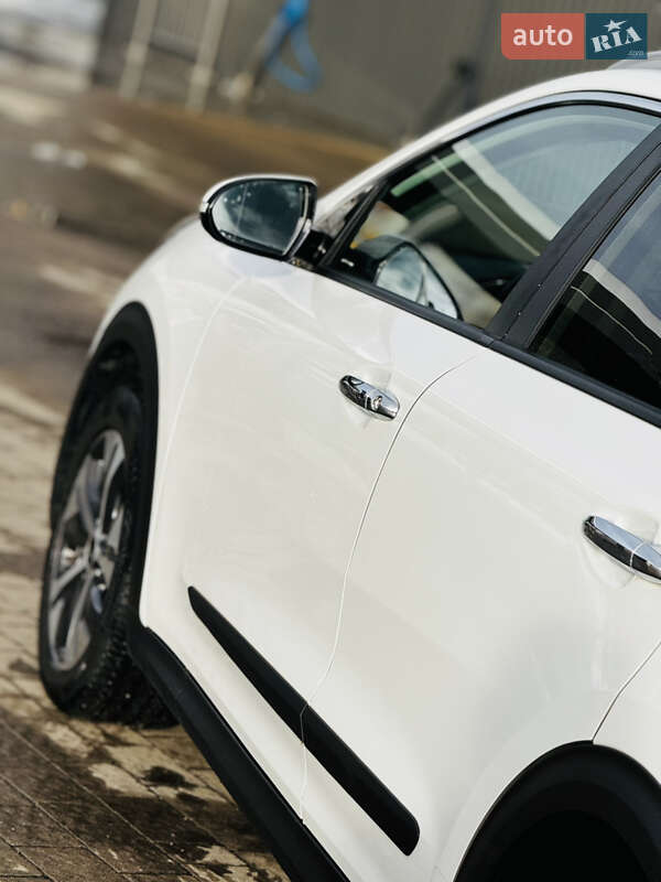 Внедорожник / Кроссовер Kia Niro 2020 в Дрогобыче