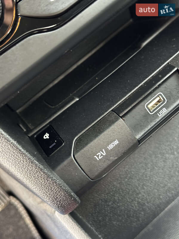 Внедорожник / Кроссовер Kia Niro 2020 в Дрогобыче