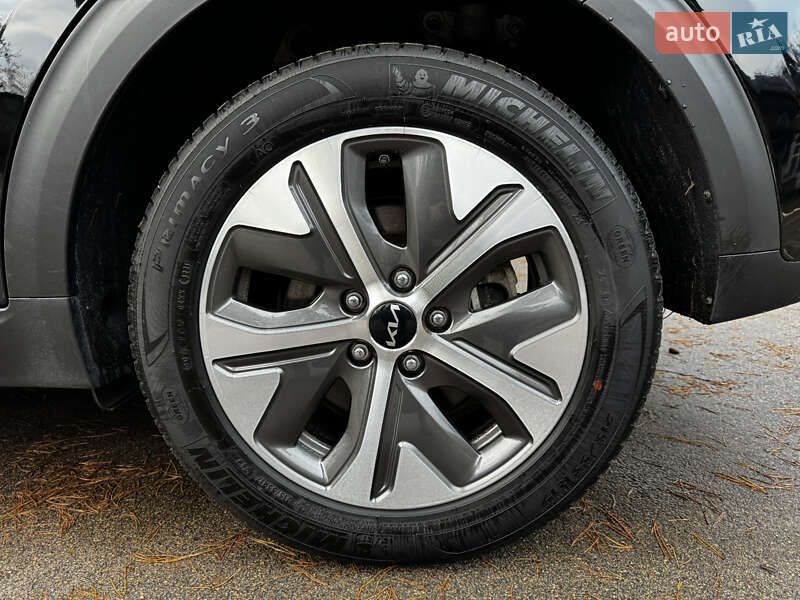 Позашляховик / Кросовер Kia Niro 2022 в Києві фото 33 Позашляховик / Кросовер Kia Niro 2022 в Києві