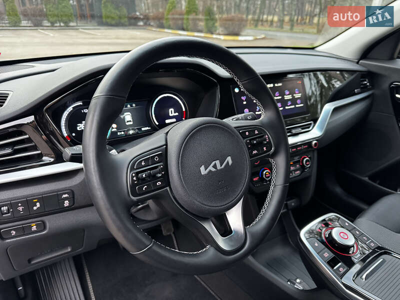 Позашляховик / Кросовер Kia Niro 2022 в Києві фото 38 Позашляховик / Кросовер Kia Niro 2022 в Києві
