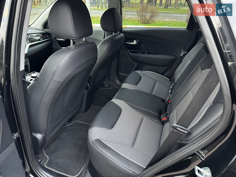 Позашляховик / Кросовер Kia Niro 2022 в Києві фото 45 Позашляховик / Кросовер Kia Niro 2022 в Києві