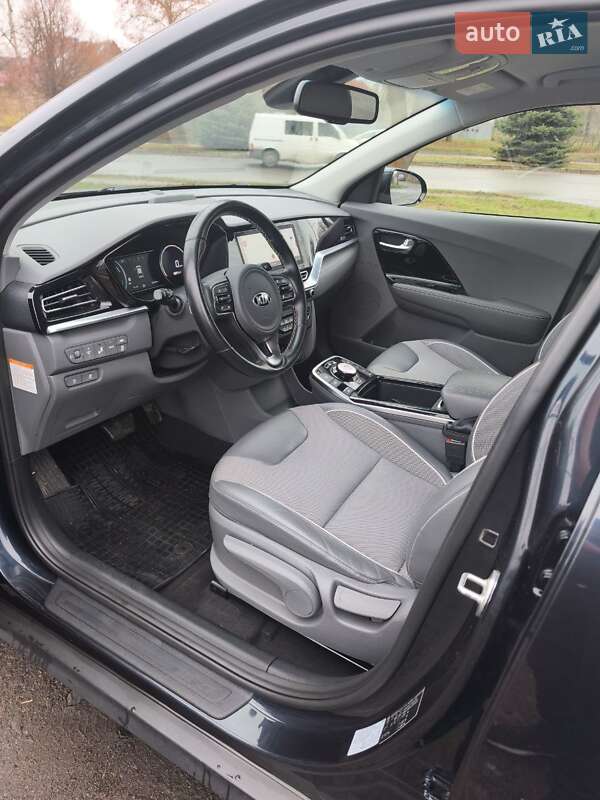 Позашляховик / Кросовер Kia Niro 2020 в Луцьку