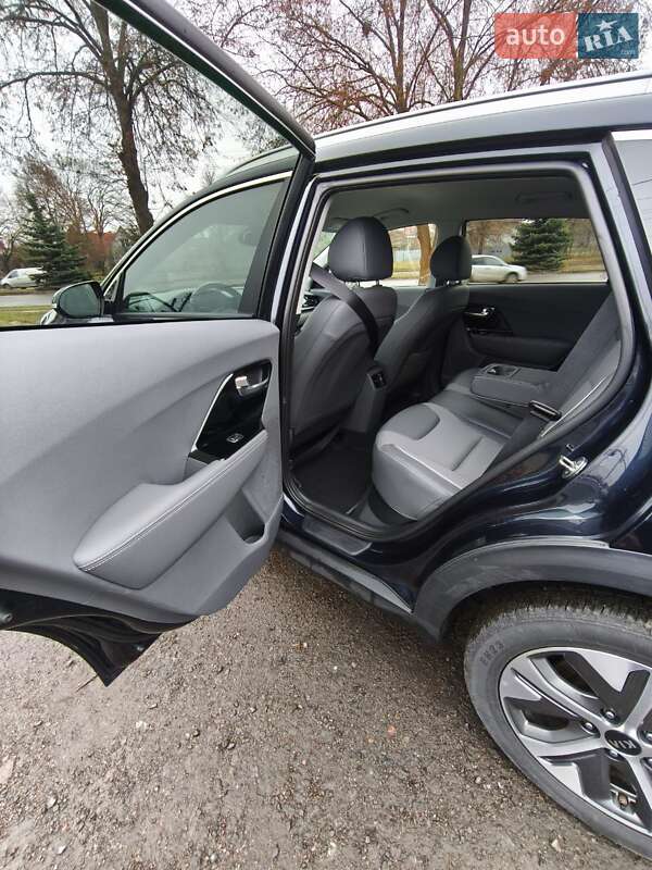 Позашляховик / Кросовер Kia Niro 2020 в Луцьку