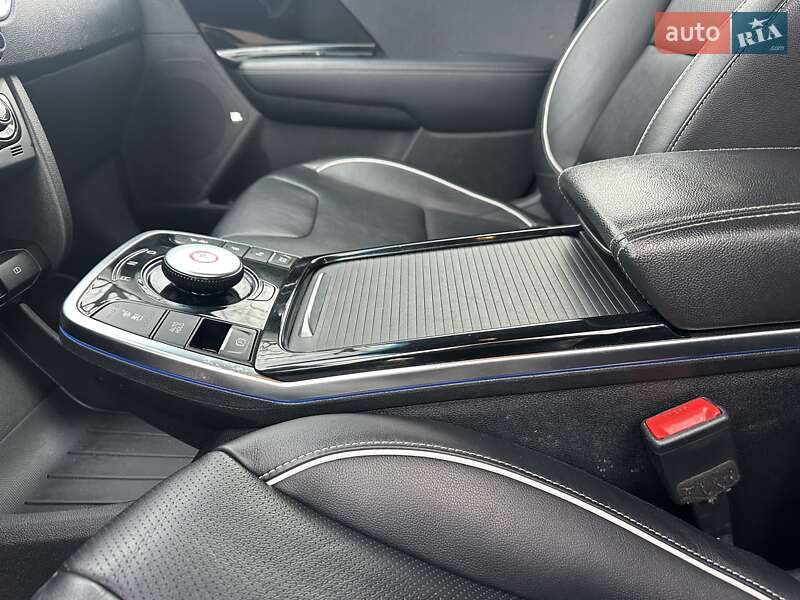 Внедорожник / Кроссовер Kia Niro 2020 в Луцке фото 25 Внедорожник / Кроссовер Kia Niro 2020 в Луцке