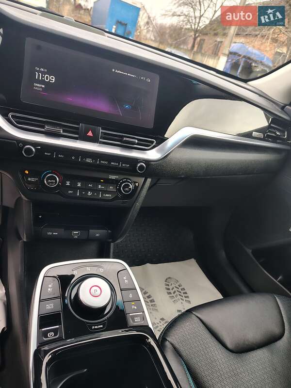 Внедорожник / Кроссовер Kia Niro 2020 в Дубно