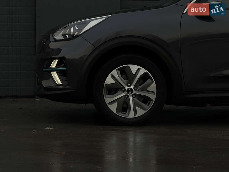 Позашляховик / Кросовер Kia Niro 2020 в Дубні