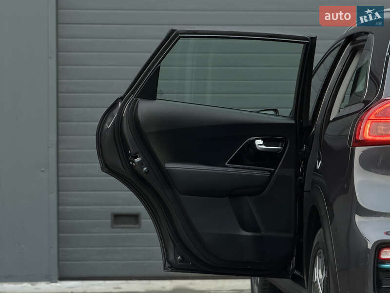 Позашляховик / Кросовер Kia Niro 2020 в Дубні