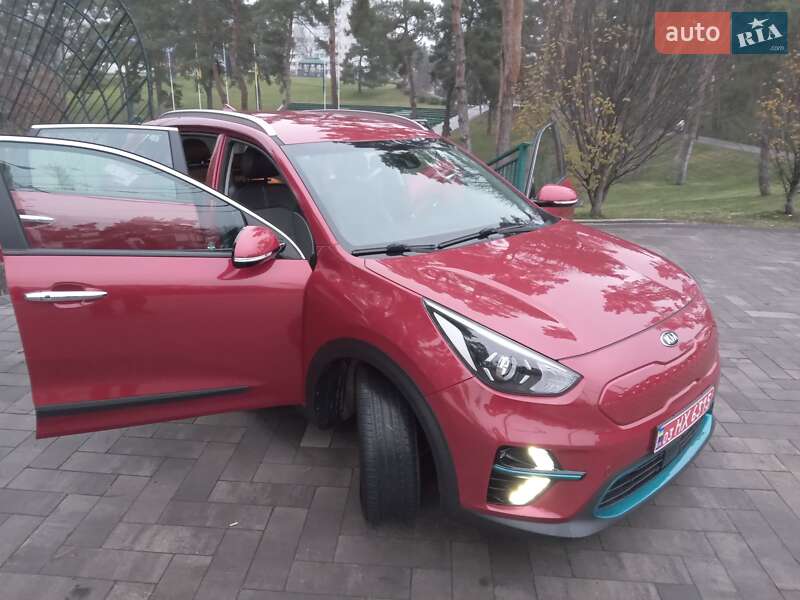 Внедорожник / Кроссовер Kia Niro 2020 в Ирпене