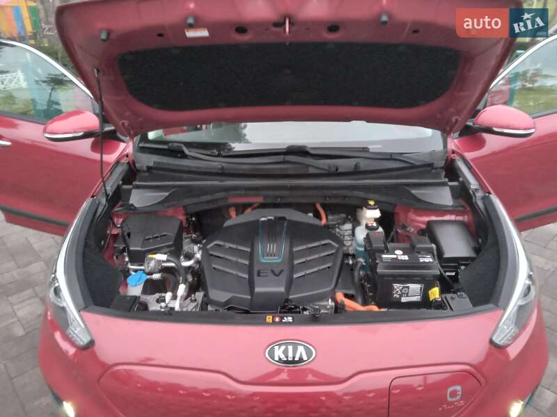 Внедорожник / Кроссовер Kia Niro 2020 в Ирпене