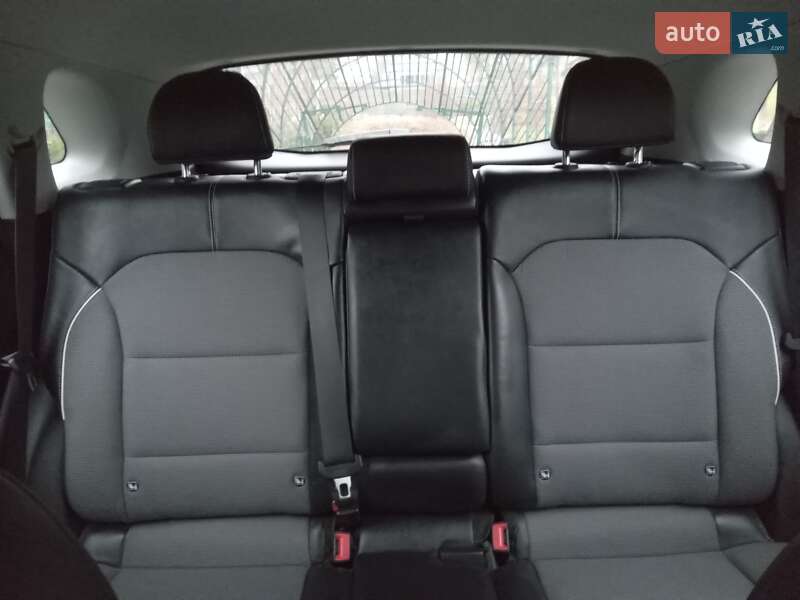 Внедорожник / Кроссовер Kia Niro 2020 в Ирпене