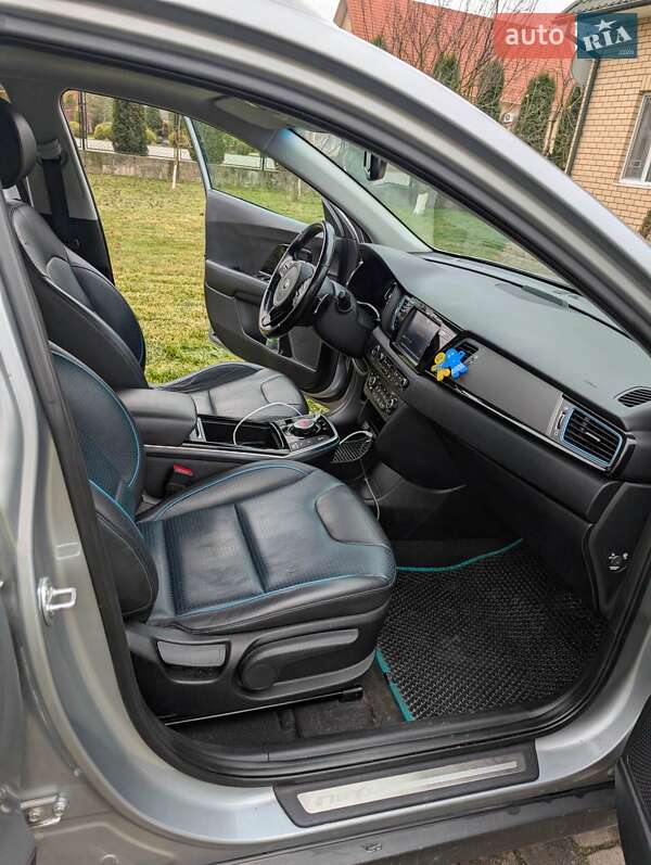 Позашляховик / Кросовер Kia Niro 2019 в Луцьку