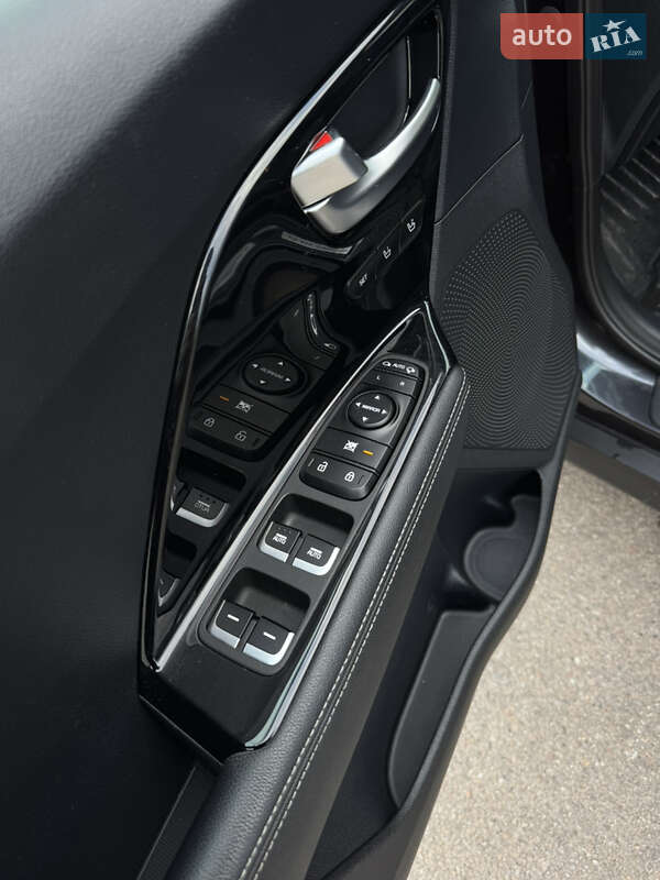 Внедорожник / Кроссовер Kia Niro 2019 в Бердичеве