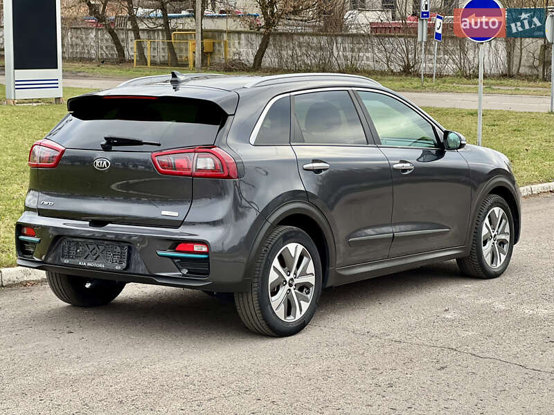 Внедорожник / Кроссовер Kia Niro 2019 в Ровно