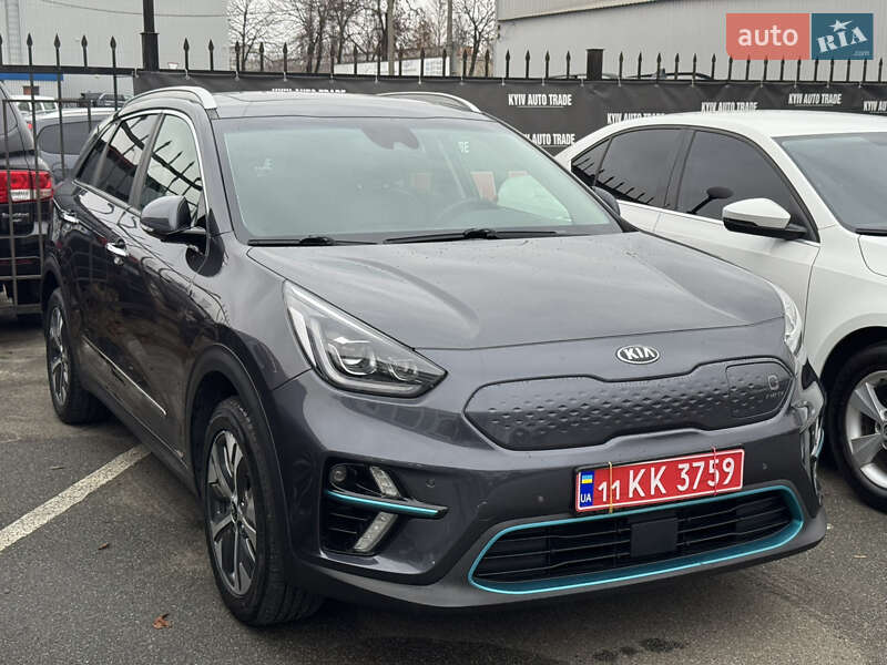 Внедорожник / Кроссовер Kia Niro 2019 в Киеве
