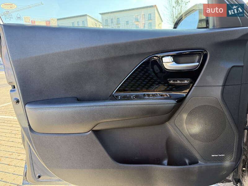 Внедорожник / Кроссовер Kia Niro 2020 в Тернополе