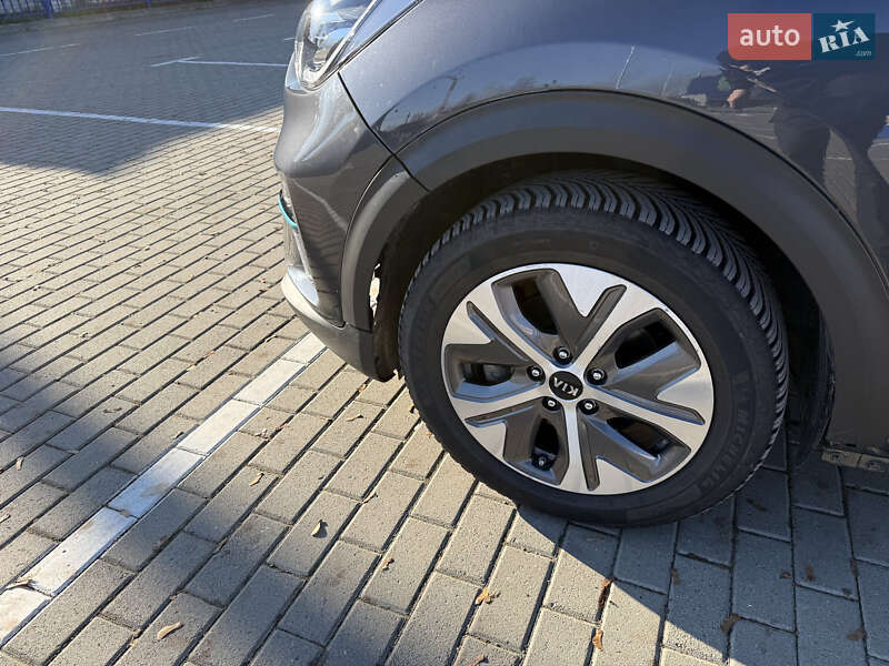 Внедорожник / Кроссовер Kia Niro 2020 в Тернополе