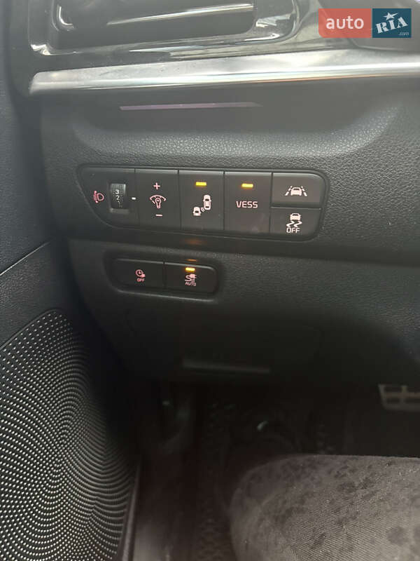 Позашляховик / Кросовер Kia Niro 2021 в Рівному фото 40 Позашляховик / Кросовер Kia Niro 2021 в Рівному