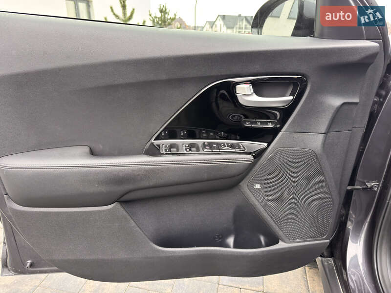 Позашляховик / Кросовер Kia Niro 2020 в Луцьку фото 14 Позашляховик / Кросовер Kia Niro 2020 в Луцьку