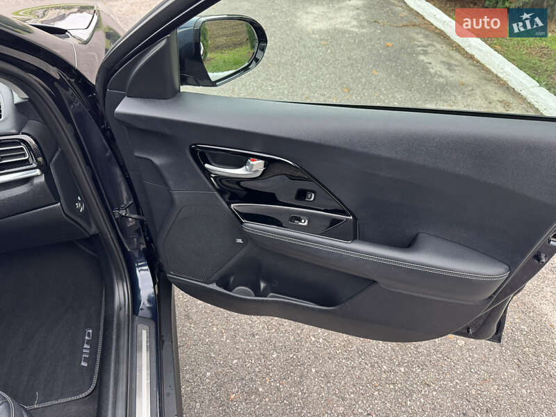 Внедорожник / Кроссовер Kia Niro 2020 в Дубно