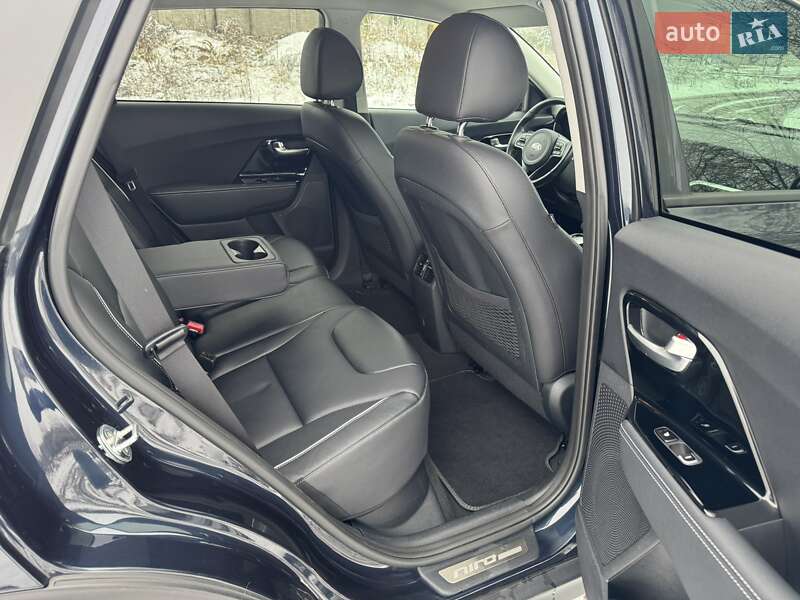 Внедорожник / Кроссовер Kia Niro 2020 в Хмельницком