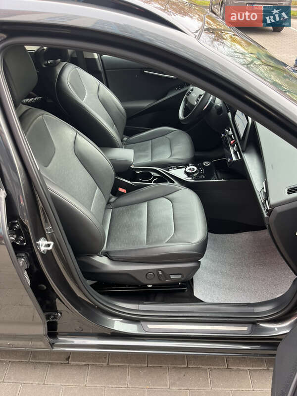 Позашляховик / Кросовер Kia Niro 2023 в Рівному