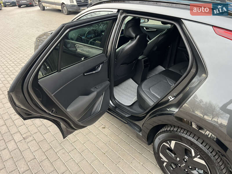 Позашляховик / Кросовер Kia Niro 2023 в Рівному