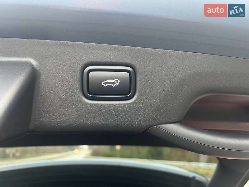 Внедорожник / Кроссовер Kia Niro 2023 в Львове