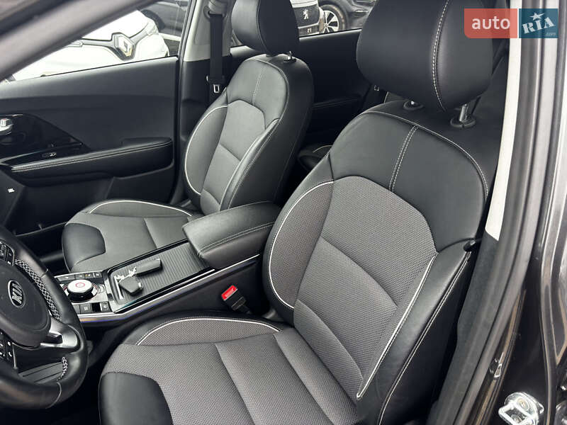 Внедорожник / Кроссовер Kia Niro 2021 в Львове фото 17 Внедорожник / Кроссовер Kia Niro 2021 в Львове