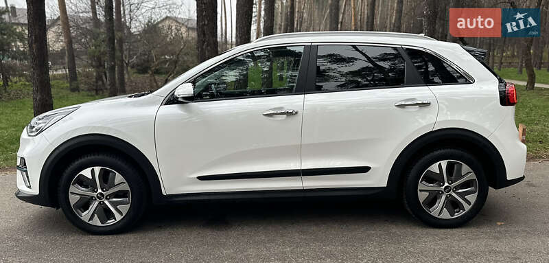 Позашляховик / Кросовер Kia Niro 2020 в Києві