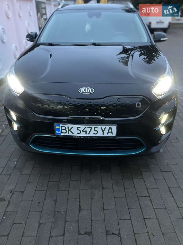 Внедорожник / Кроссовер Kia Niro 2019 в Ровно фото Внедорожник / Кроссовер Kia Niro 2019 в Ровно