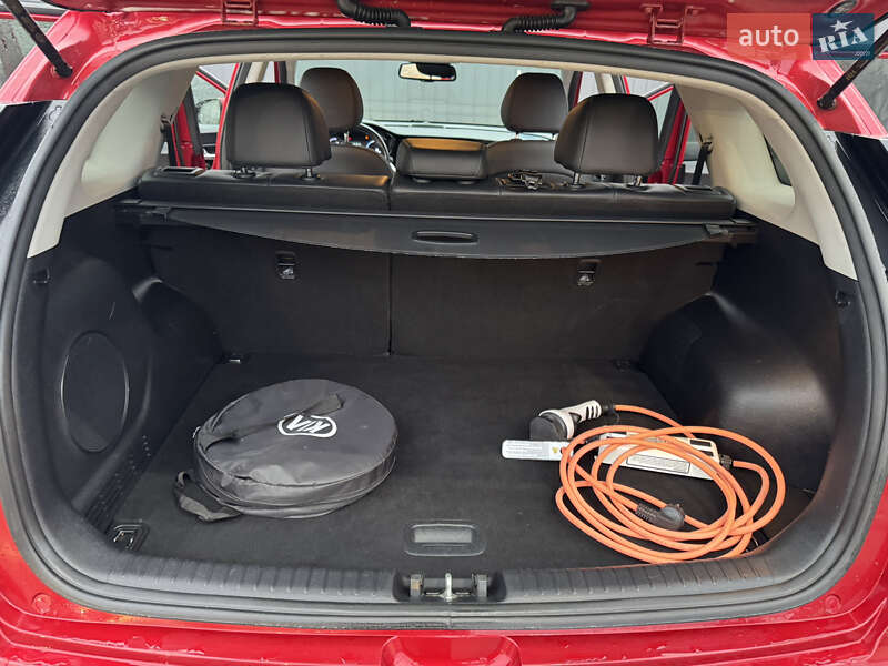 Позашляховик / Кросовер Kia Niro 2020 в Тернополі