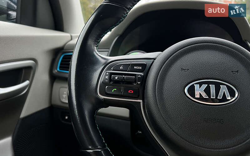 Внедорожник / Кроссовер Kia Niro 2018 в Львове