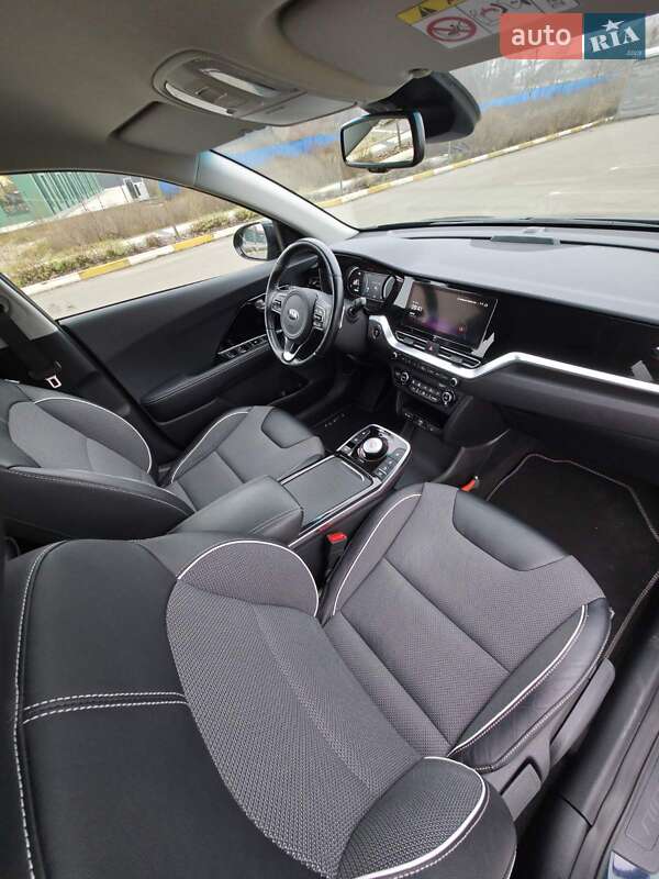 Внедорожник / Кроссовер Kia Niro 2020 в Ирпене