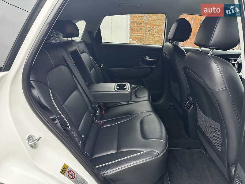 Внедорожник / Кроссовер Kia Niro 2020 в Казатине