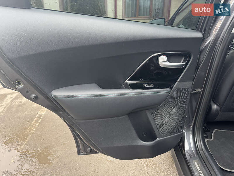 Внедорожник / Кроссовер Kia Niro 2019 в Тернополе