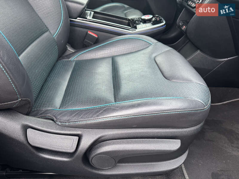 Внедорожник / Кроссовер Kia Niro 2019 в Тернополе