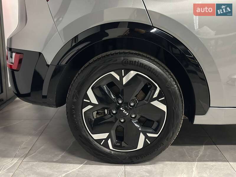 Внедорожник / Кроссовер Kia Niro 2023 в Львове