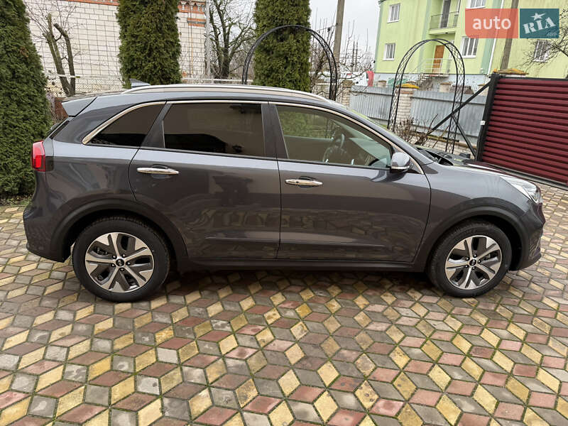 Внедорожник / Кроссовер Kia Niro 2021 в Казатине фото 6 Внедорожник / Кроссовер Kia Niro 2021 в Казатине
